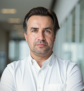 Alexey Skosyrskiy headshot